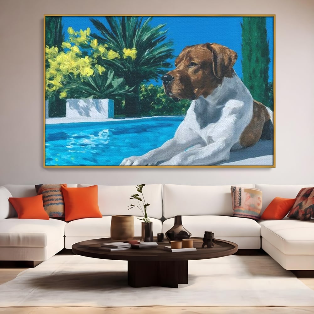 Tablou canvas cu tablou canvas cu caine la piscina, in rama de aluminiu auriu, pe perete intr-un living